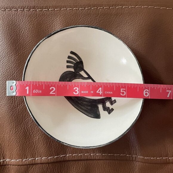 Hotshreds Santa Fe NM Handmade Ceramic Bowl With Kokopelli Design 6.5 Inches - Picture 6 of 7